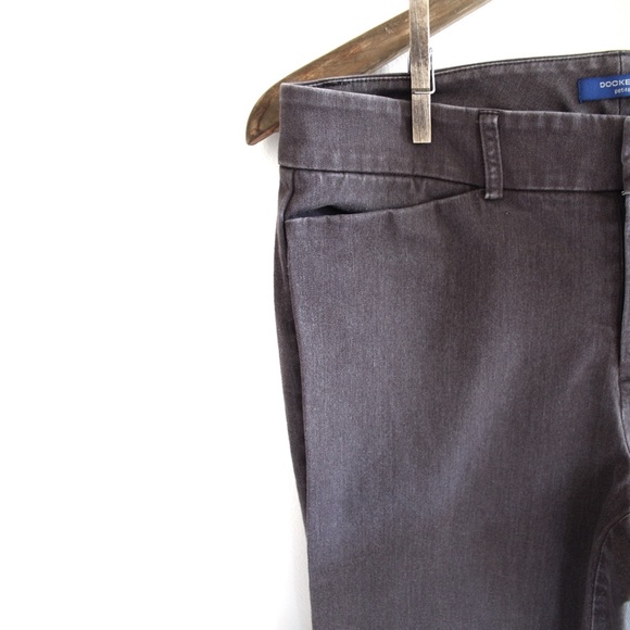 Preowned Dockers Metro Dress Pants 6 Petite (Short) - Picture 3 of 8